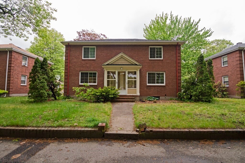 Primary Photo - 769 VFW Parkway