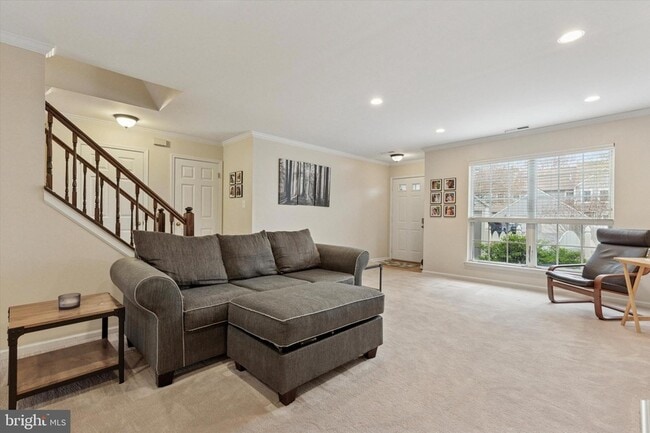 Building Photo - 235 Copper Beech Dr