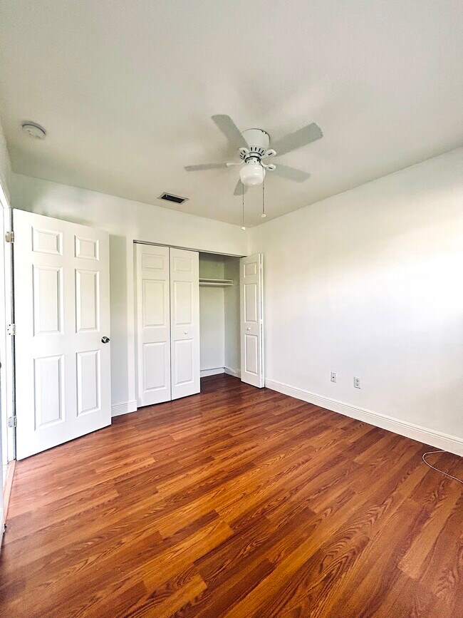 Foto del edificio - 12958 SW 49th St