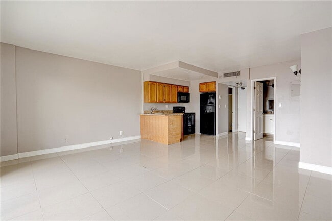 Foto del edificio - 2900 NE 30th St