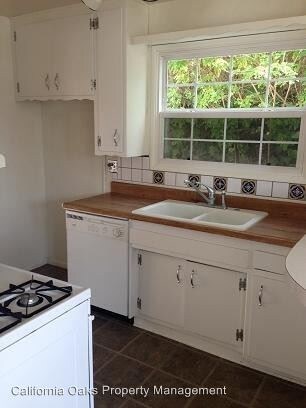 Foto del edificio - 3 br, 1 bath House - 250 S. Ashwood Ave.
