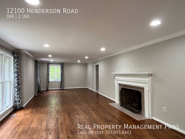 Foto del edificio - 12100 Henderson Rd
