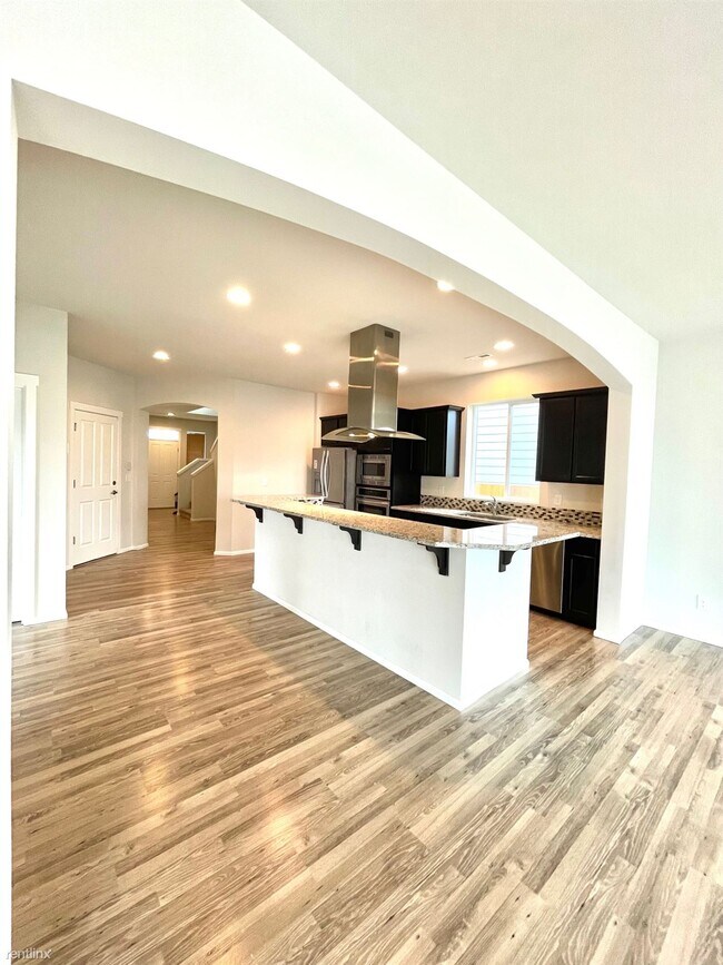 Foto del edificio - 5 br, 3 bath House - 19005 110th Avenue Co...