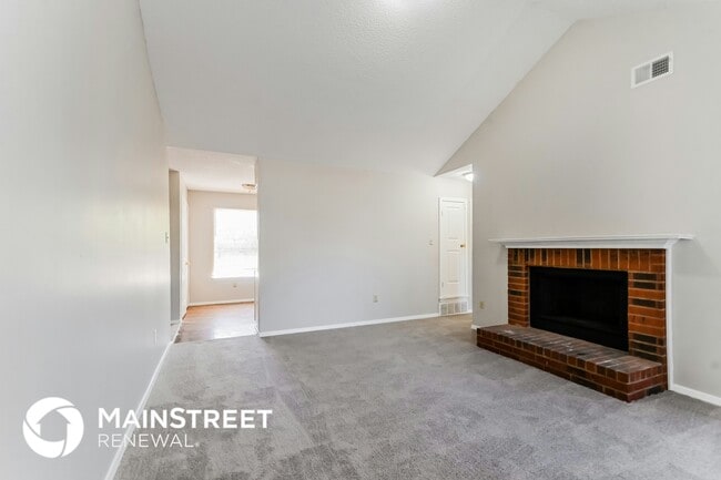 Building Photo - 5837 Hickory Greene Dr