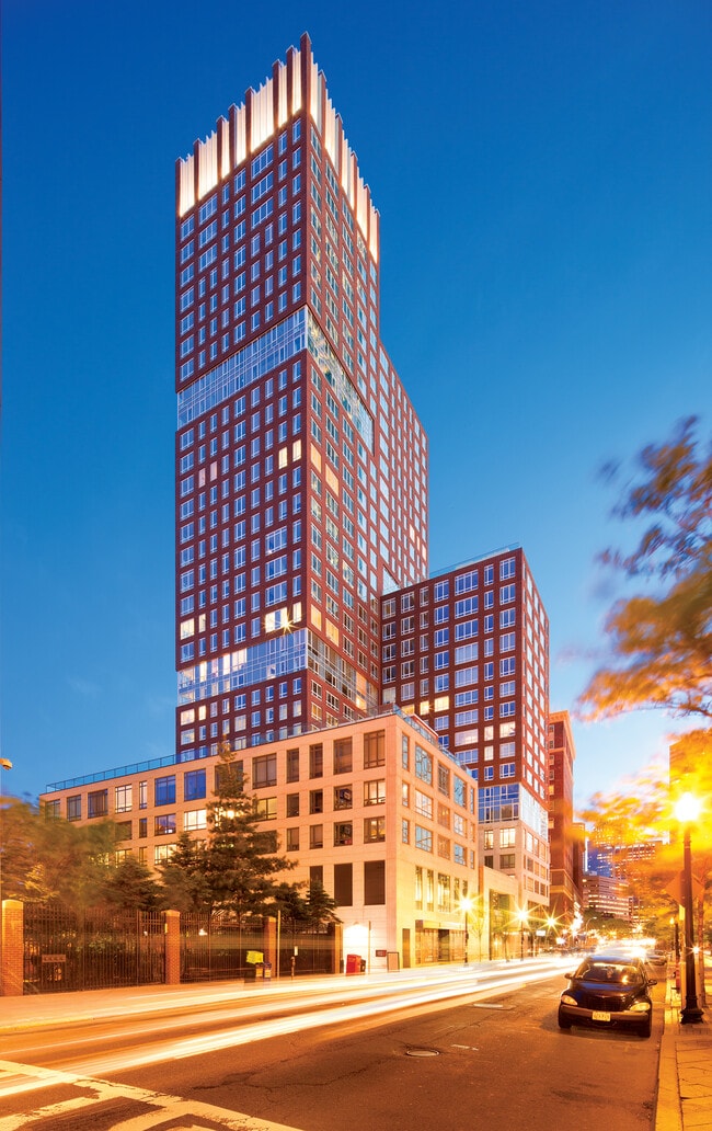 One Back Bay Apartments in Boston, MA