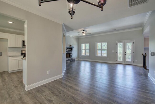 Foto del edificio - 315 Arbor Cir
