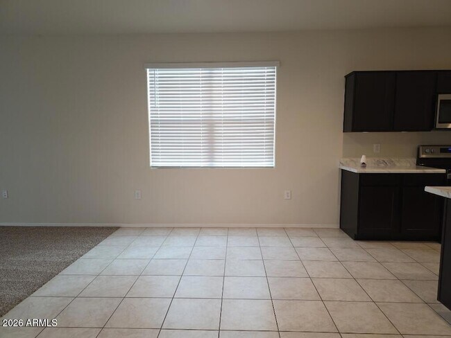 Building Photo - 18976 W Monroe St