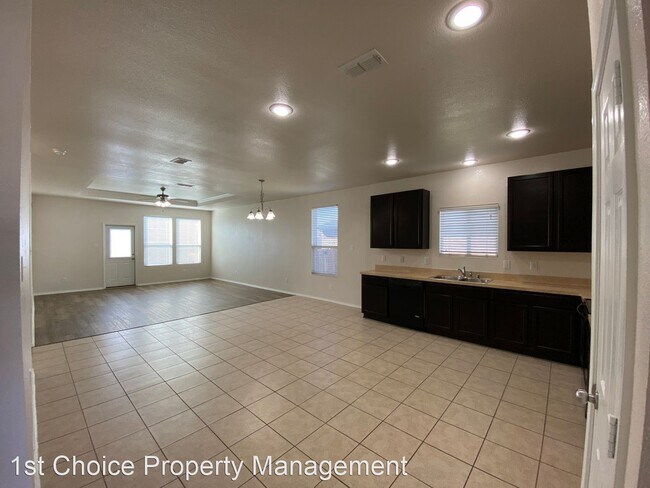 Building Photo - 4 br, 3 bath House - 5821 Mirror Ridge Dr