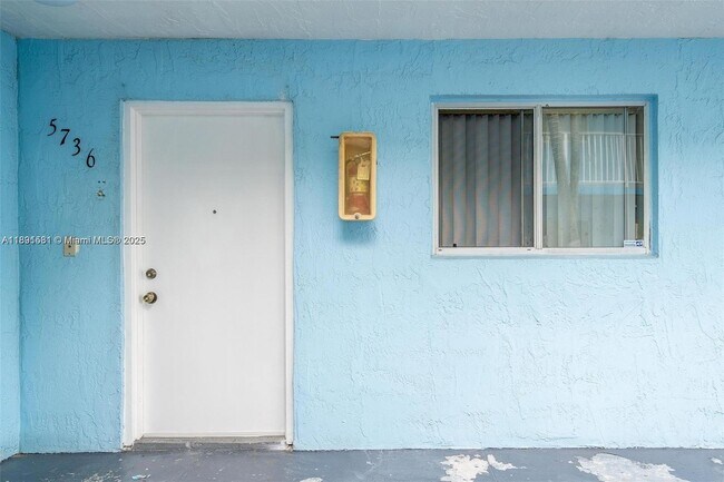 Building Photo - 5736 W 26th Ave