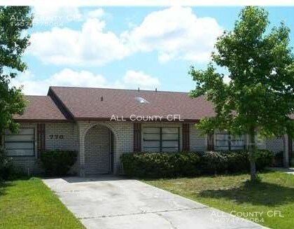 Primary Photo - Cute Duplex Corner Lot To Call Home!