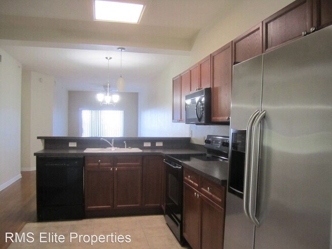 Building Photo - 2 br, 2 bath House - 316 8th St S Unit 301