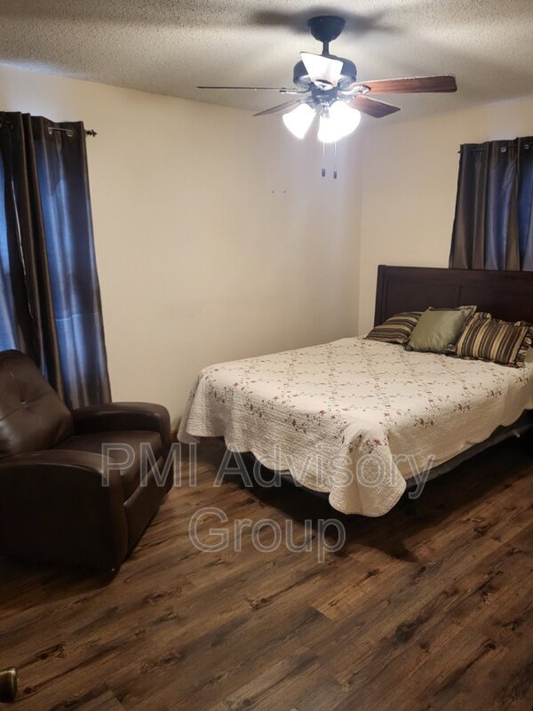 Foto del edificio - 4304 SW 17th St