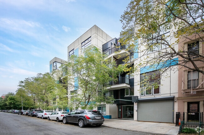 Foto del edificio - 149 Huron St