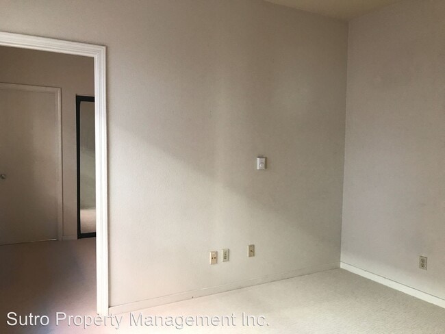 Building Photo - 521-527 3rd St