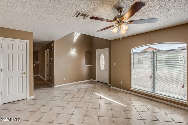 Building Photo - 12233 Iverson Ct