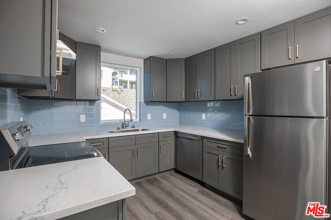 Foto del edificio - 1432-1432 W 9th St