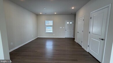 Building Photo - 35 Signal Knob Cottage Dr