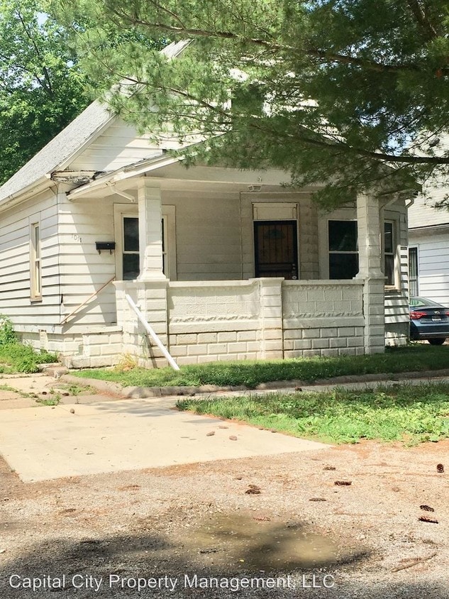 Primary Photo - 4 br, 1 bath House - 1011 N. 14th St.