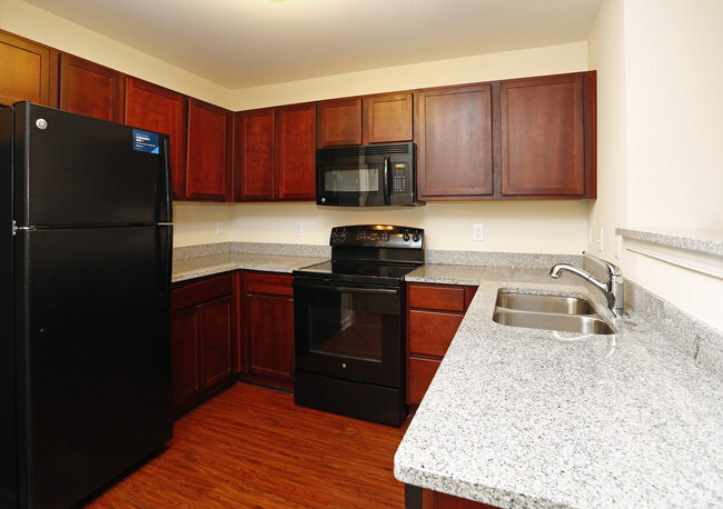 2HAB, 2BA - 1,125 ft² - Cocina - Kirkwood Place Apartments