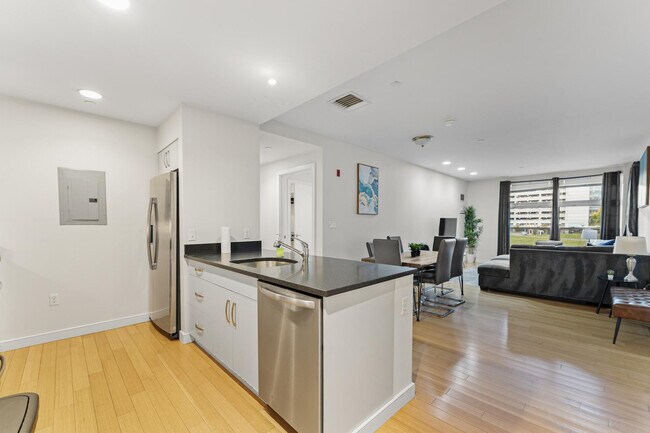 Foto del edificio - 601 Albany St