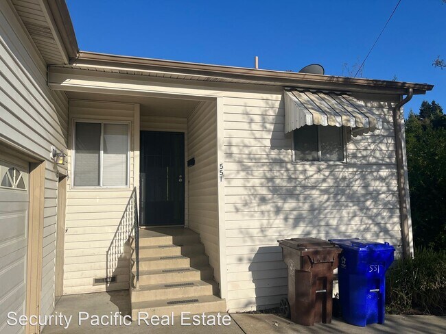 Building Photo - 3 br, 1.5 bath House - 551 Sonoma Ave