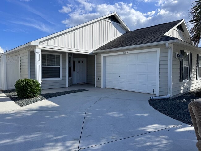 Building Photo - 1158 Old Dominion Rd