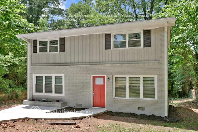 Foto del edificio - 1721 Flintwood Dr SE