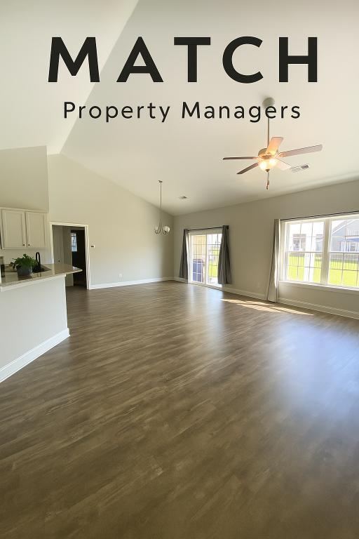 Foto del edificio - 4225 Woodcliffe Dr
