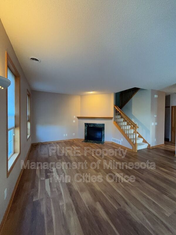 Foto del edificio - 1033 Traditions Ct