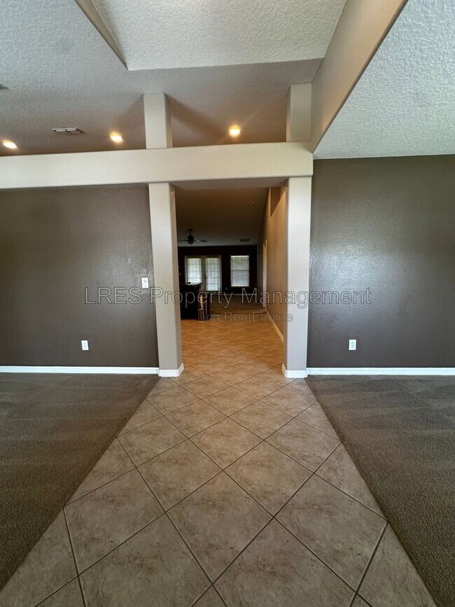 Building Photo - 3965 Marietta Way