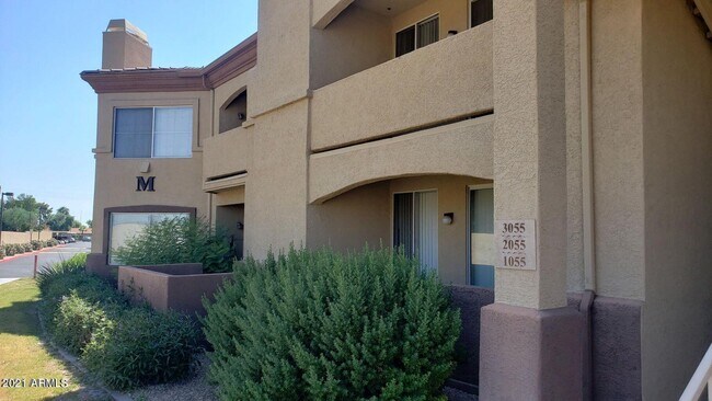 Foto del edificio - 2134 E Broadway Rd
