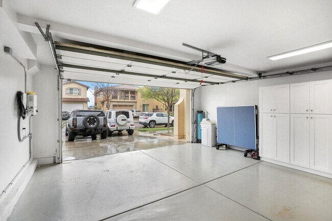 Foto del edificio - Beautiful executive home in the Eastlake-C...