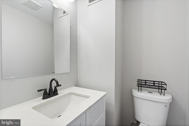 Foto del edificio - 6187 Green Hollow Ct