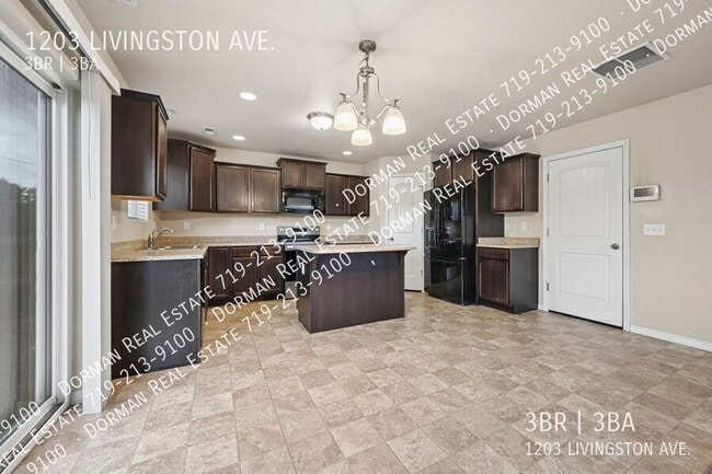 Building Photo - 1203 Livingston Ave