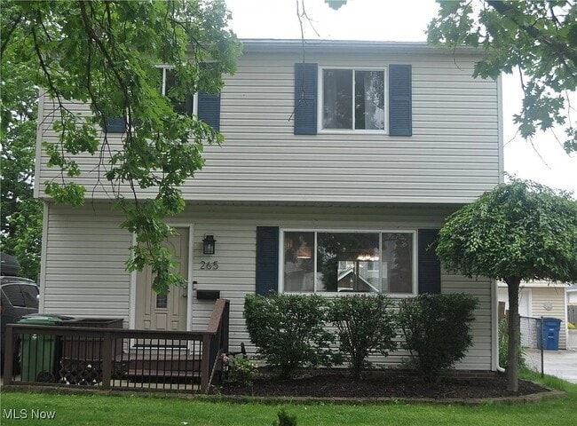 Building Photo - 265 Parkway Dr