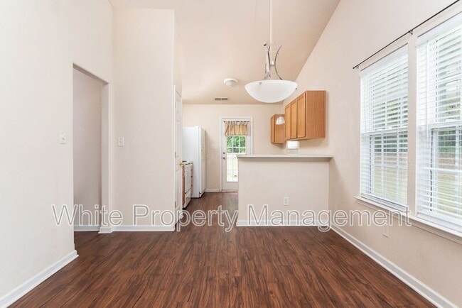 Building Photo - 2836 Oasis Ln