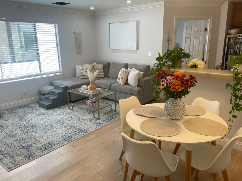 Foto principal - 1540 Brockton Ave