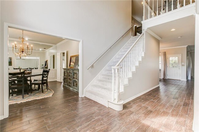 Building Photo - 1041 Brownstone Dr