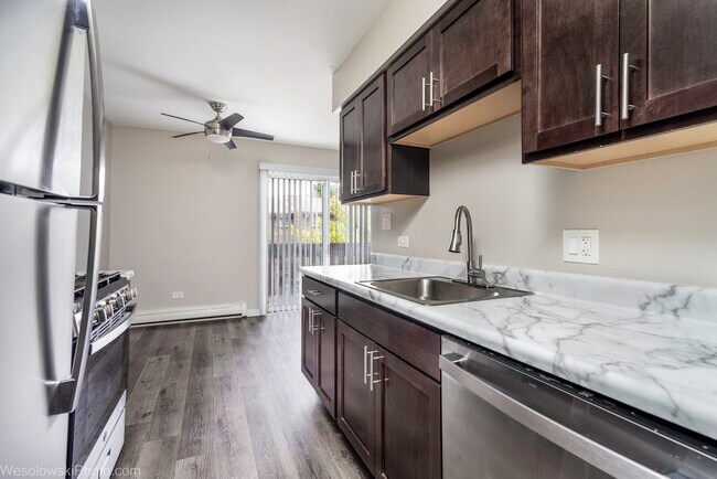 Foto del edificio - 1305 E Turtle Creek Cir