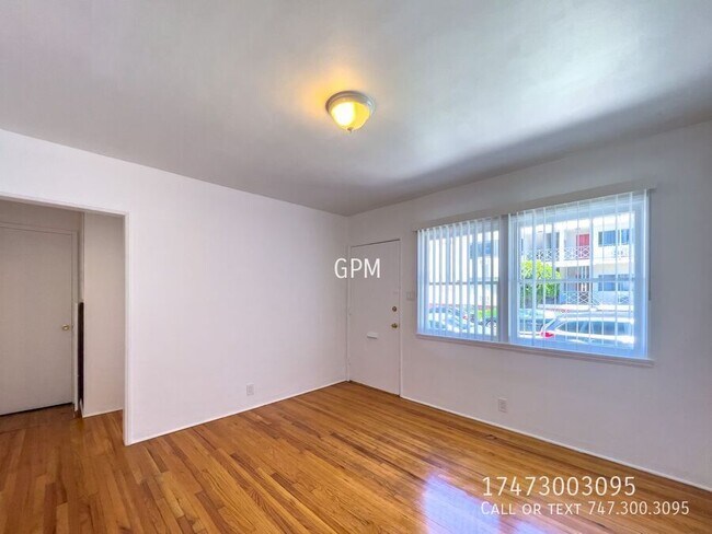 Building Photo - Stunning 1BR in Prime Location!