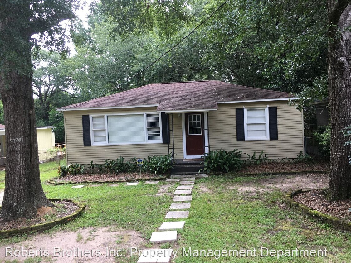 Primary Photo - 2 br, 1.5 bath House - 277 Mayflower Street