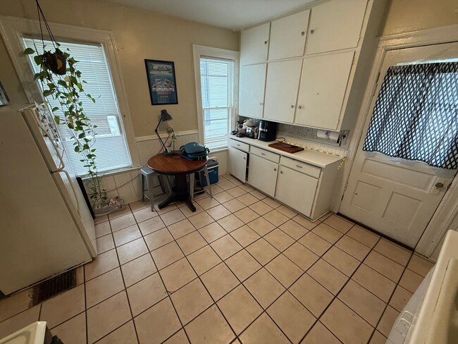 Foto del edificio - 2951-51A N Fratney St