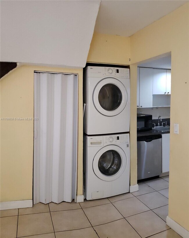 Foto del edificio - 8500 SW 109th Ave