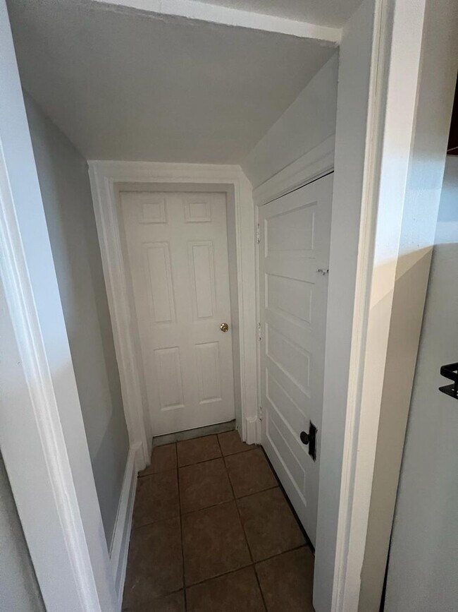 Foto del edificio - 4216 W Penn Ave