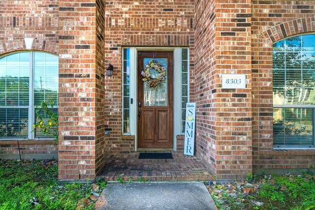 Building Photo - 8303 Hayden Cove Dr