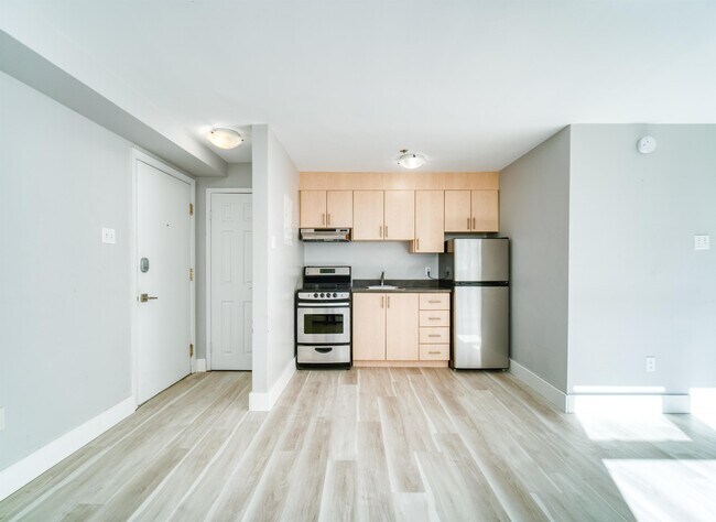 Photo du bâtiment - 6411-6411 South St