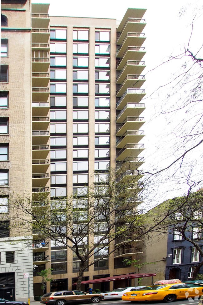 Building Photo - Pierpont Condominiums