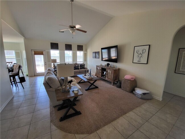 Building Photo - 13953 Windjammer Dr