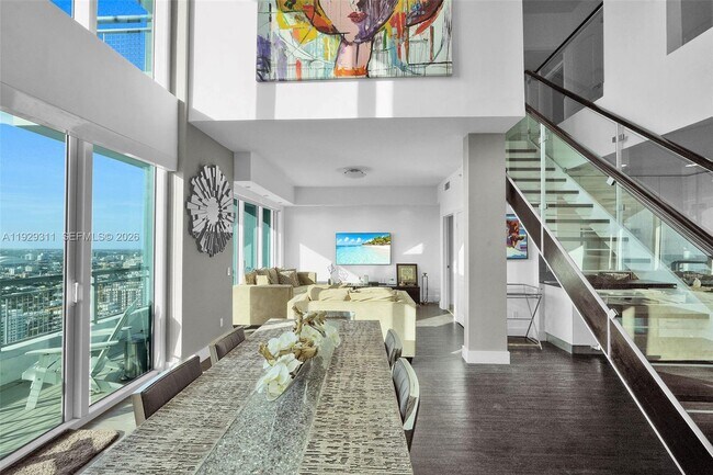 Foto del edificio - 60 SW 13th St