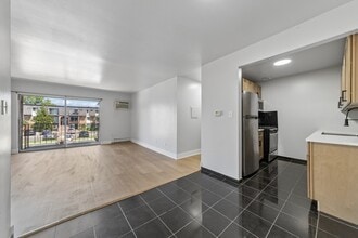 Building Photo - 4B E Dundee Quarter Dr